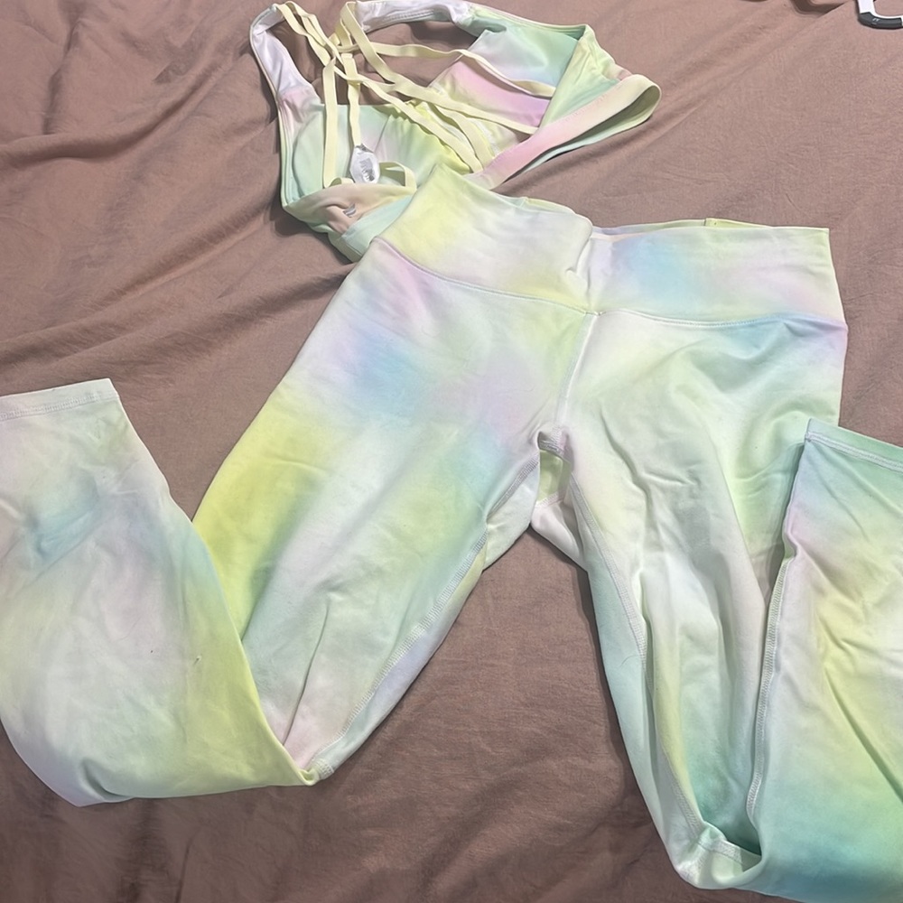 Fabletics Set - Picture 5 of 5